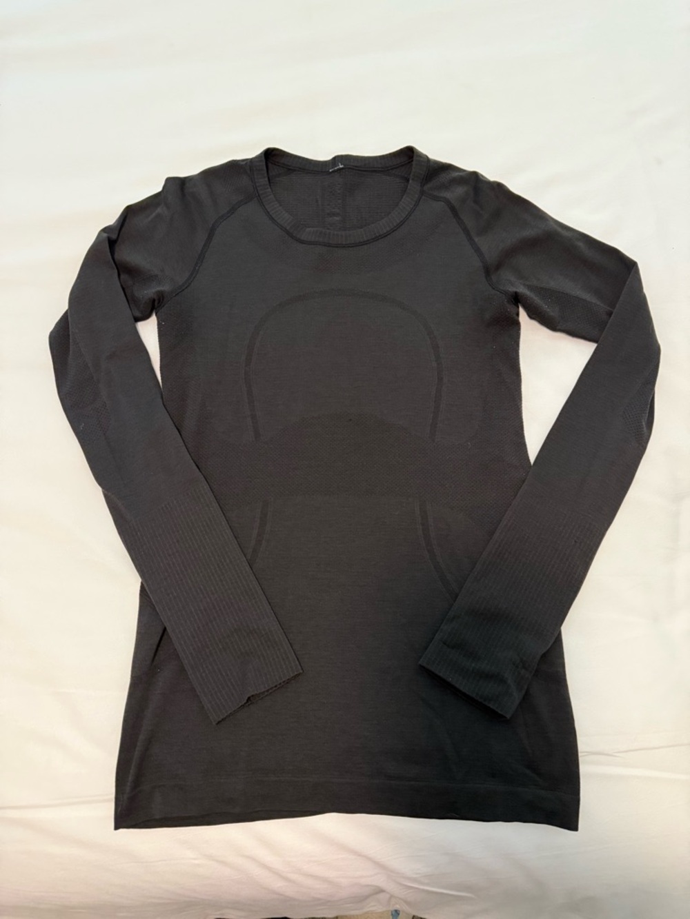 Lululemon Swiftly Tech Long Sleeve Tee